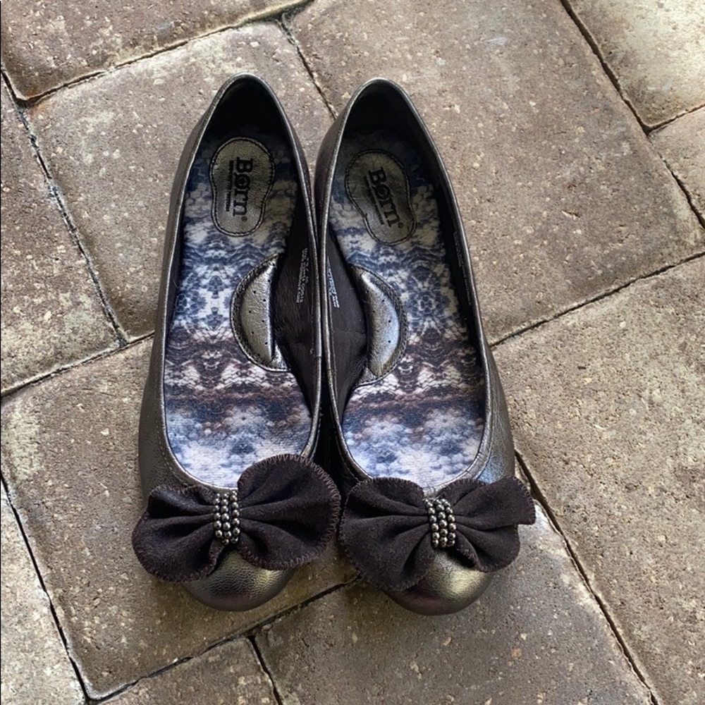Born Flats